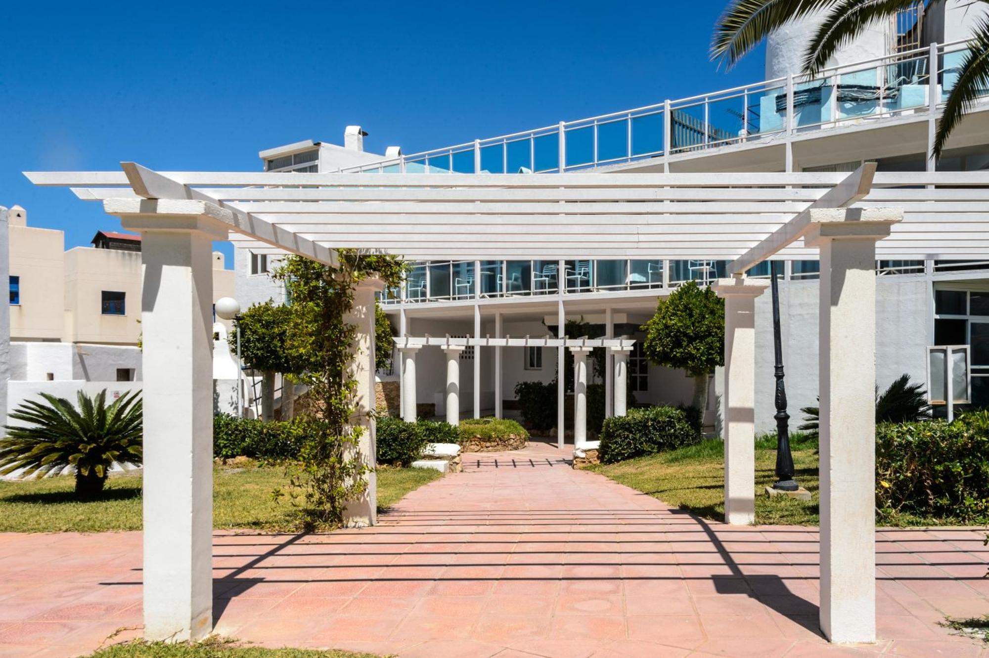 Aparthotel Vibra Club Maritim San Antonio  Exterior foto